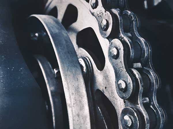 Abbildung POLO Motorrad und Sportswear GmbH Detailed view of a motorcycle chain